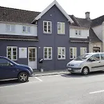 Lotus Bb & Spa - Indre Ro Yoga