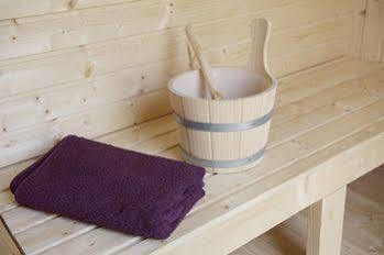Lotus Bb & Spa - Indre Ro Yoga * Odense
